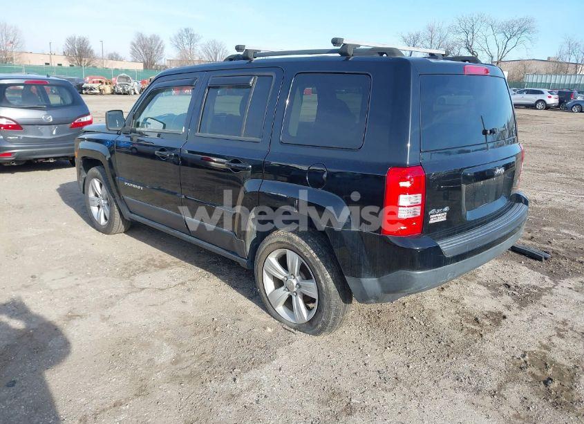 Photo 3 of 2014 Jeep Patriot LATITUDE (VIN 1C4NJRFB1ED761183)