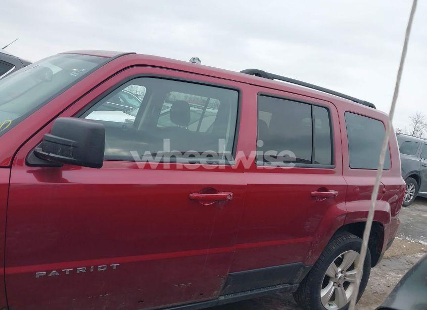 Photo 14 of 2014 Jeep Patriot LATITUDE (VIN 1C4NJRFB1ED810754)