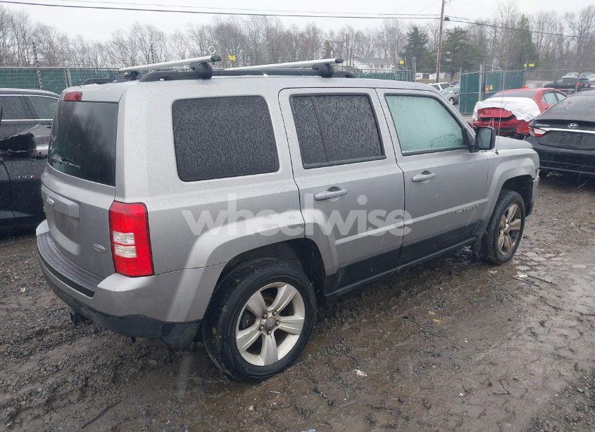 Photo 4 of 2014 Jeep Patriot LATITUDE (VIN 1C4NJRFB1ED898267)