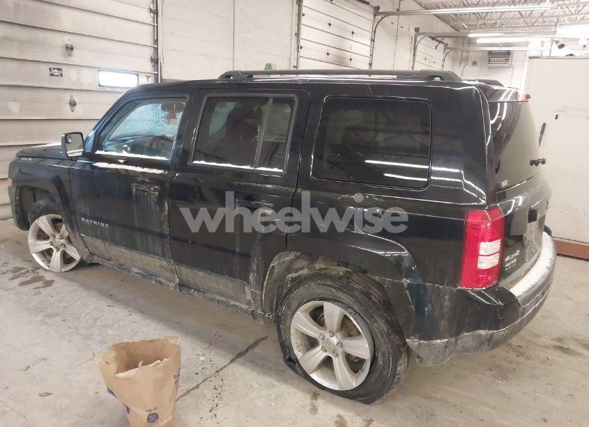 Photo 3 of 2015 Jeep Patriot LATITUDE (VIN 1C4NJRFB1FD244922)