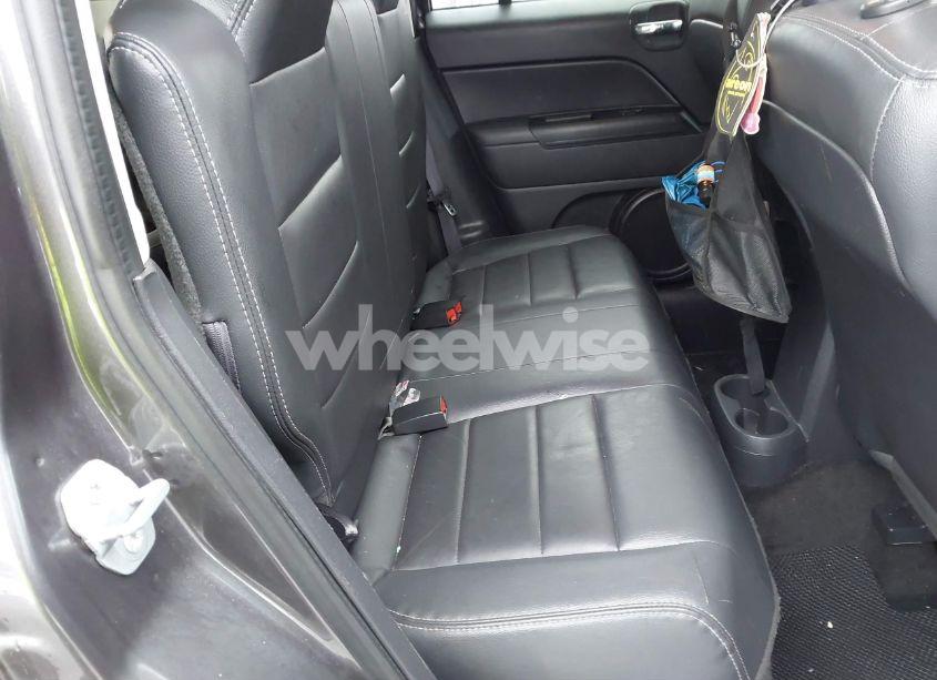 Photo 8 of 2016 Jeep Patriot HIGH ALTITUDE EDITION (VIN 1C4NJRFB1GD581303)