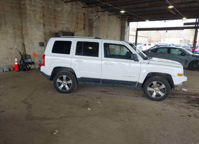 Photo 14 of 2016 Jeep Patriot HIGH ALTITUDE EDITION (VIN 1C4NJRFB1GD595332)
