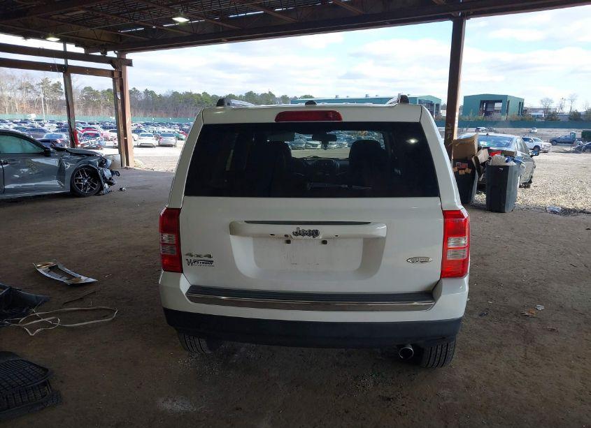 Photo 17 of 2016 Jeep Patriot HIGH ALTITUDE EDITION (VIN 1C4NJRFB1GD595332)