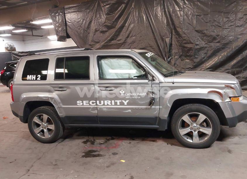 Photo 13 of 2016 Jeep Patriot HIGH ALTITUDE EDITION (VIN 1C4NJRFB1GD805427)