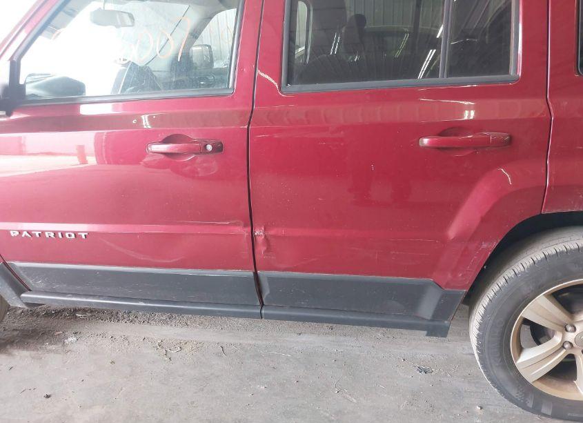 Photo 6 of 2017 Jeep Patriot LATITUDE 4X4 (VIN 1C4NJRFB1HD175085)