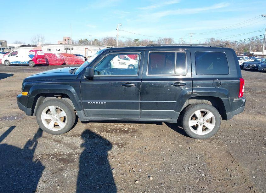 Photo 14 of 2012 Jeep Patriot LATITUDE (VIN 1C4NJRFB2CD564083)