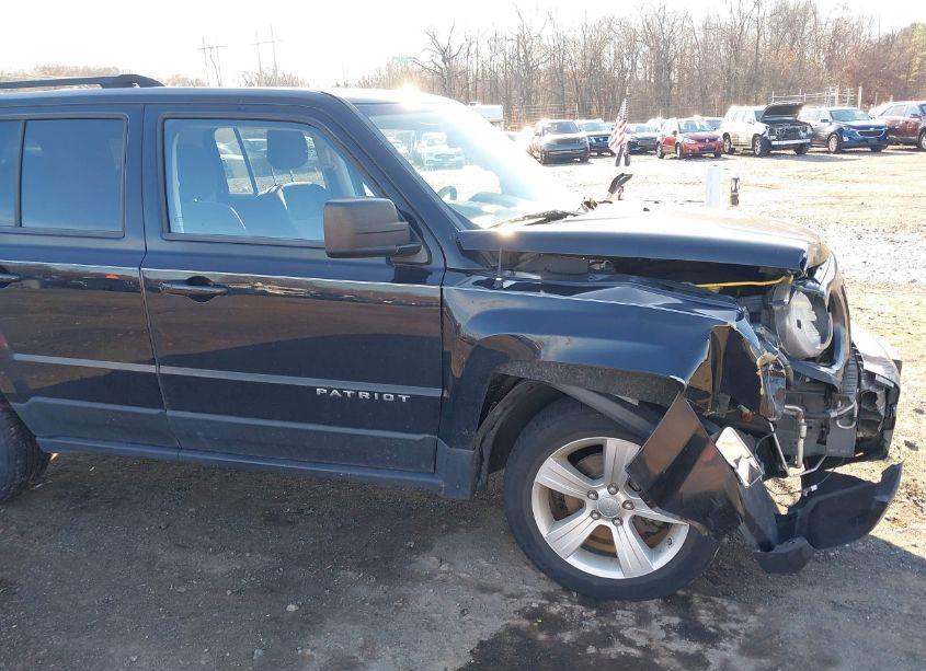 Photo 17 of 2012 Jeep Patriot LATITUDE (VIN 1C4NJRFB2CD564083)