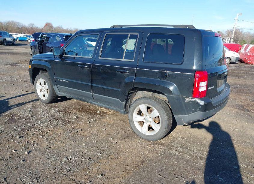 Photo 3 of 2012 Jeep Patriot LATITUDE (VIN 1C4NJRFB2CD564083)