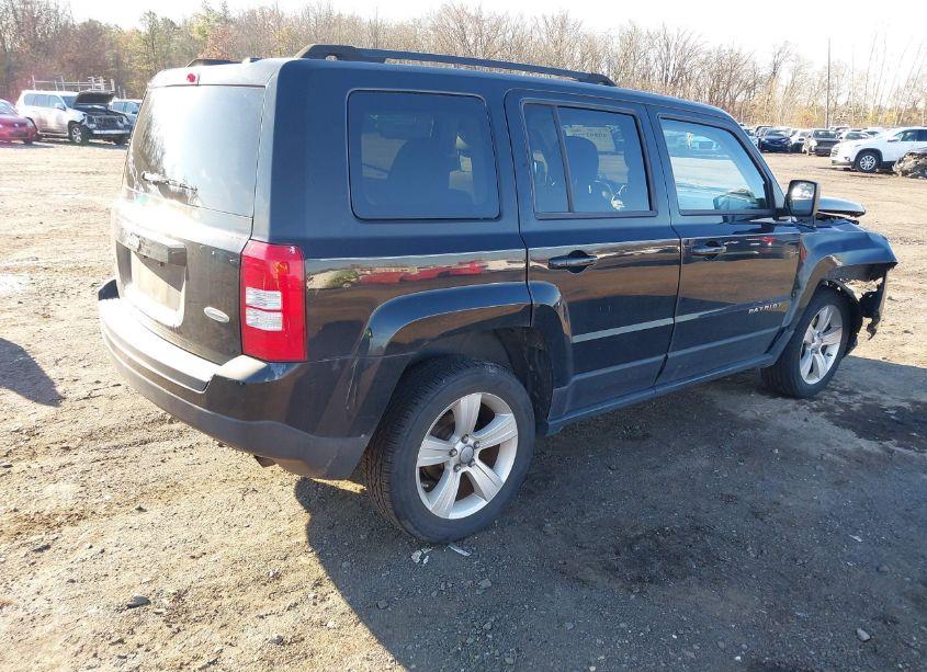 Photo 4 of 2012 Jeep Patriot LATITUDE (VIN 1C4NJRFB2CD564083)