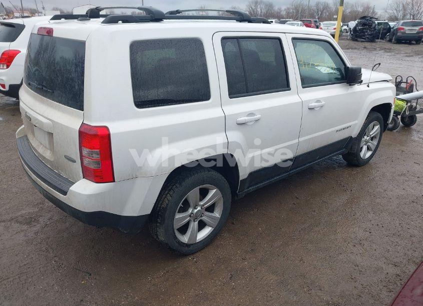 Photo 4 of 2013 Jeep Patriot LATITUDE (VIN 1C4NJRFB2DD129114)