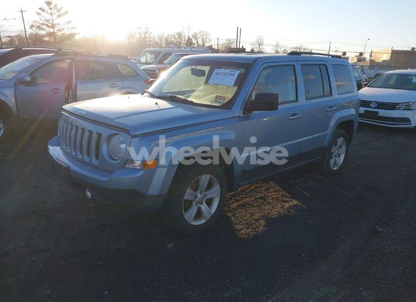Photo 2 of 2013 Jeep Patriot LATITUDE (VIN 1C4NJRFB2DD279918)