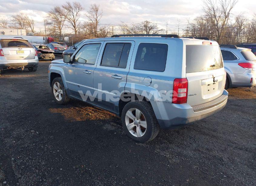 Photo 3 of 2013 Jeep Patriot LATITUDE (VIN 1C4NJRFB2DD279918)