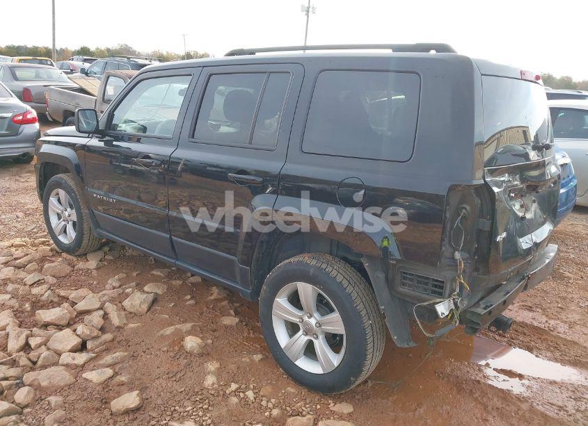 Photo 3 of 2014 Jeep Patriot LATITUDE (VIN 1C4NJRFB2ED761449)