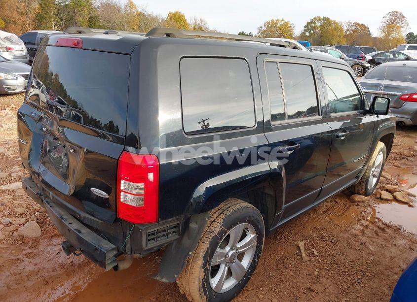 Photo 4 of 2014 Jeep Patriot LATITUDE (VIN 1C4NJRFB2ED761449)