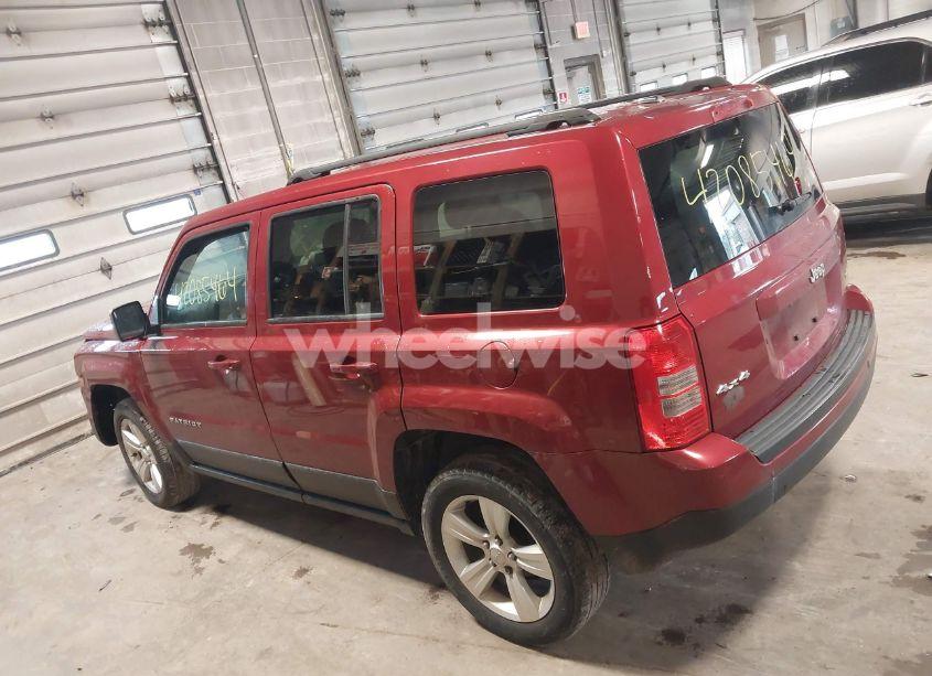 Photo 3 of 2014 Jeep Patriot LATITUDE (VIN 1C4NJRFB2ED884653)