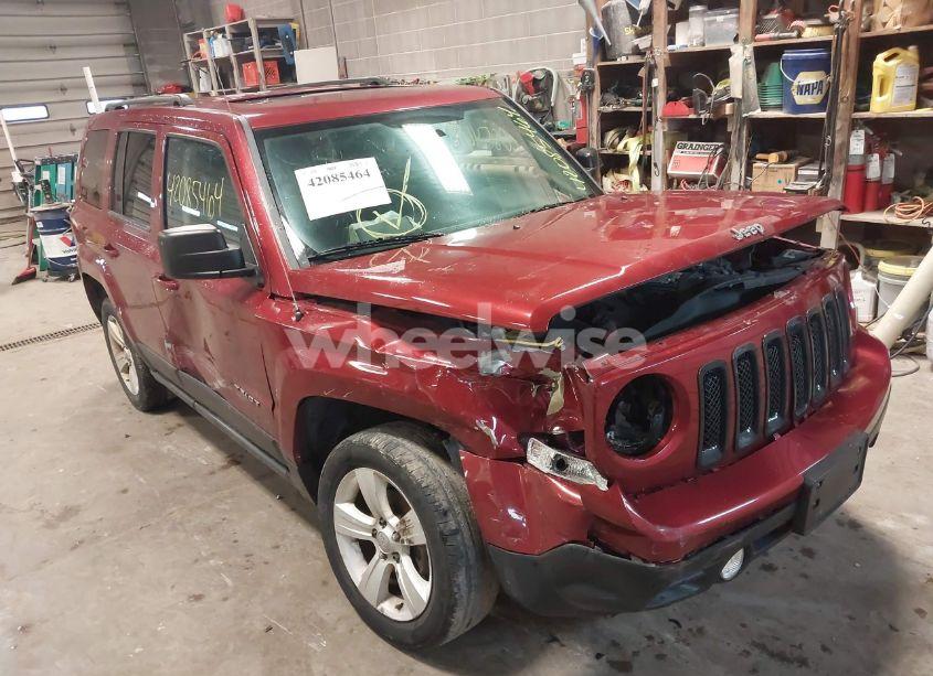 Photo 6 of 2014 Jeep Patriot LATITUDE (VIN 1C4NJRFB2ED884653)