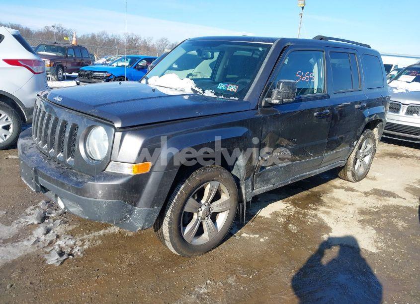 Photo 2 of 2014 Jeep Patriot LATITUDE (VIN 1C4NJRFB2ED886239)