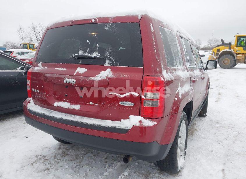 Photo 4 of 2016 Jeep Patriot LATITUDE (VIN 1C4NJRFB2GD522809)