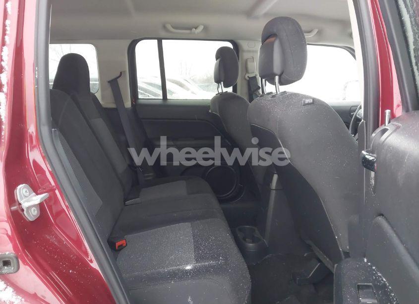 Photo 8 of 2016 Jeep Patriot LATITUDE (VIN 1C4NJRFB2GD522809)