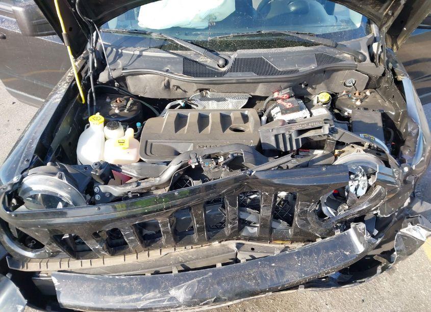 Photo 10 of 2016 Jeep Patriot LATITUDE (VIN 1C4NJRFB2GD580693)