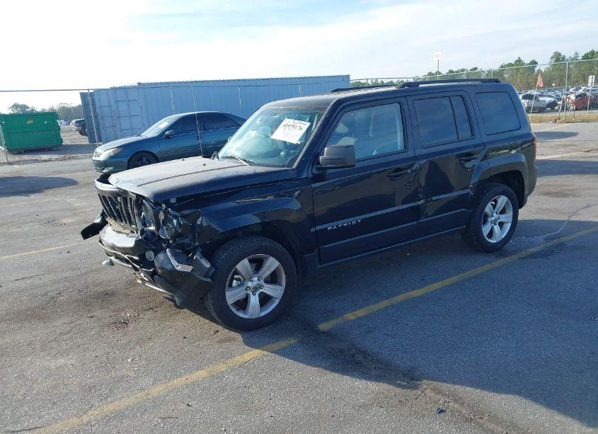 Photo 2 of 2016 Jeep Patriot LATITUDE (VIN 1C4NJRFB2GD580693)