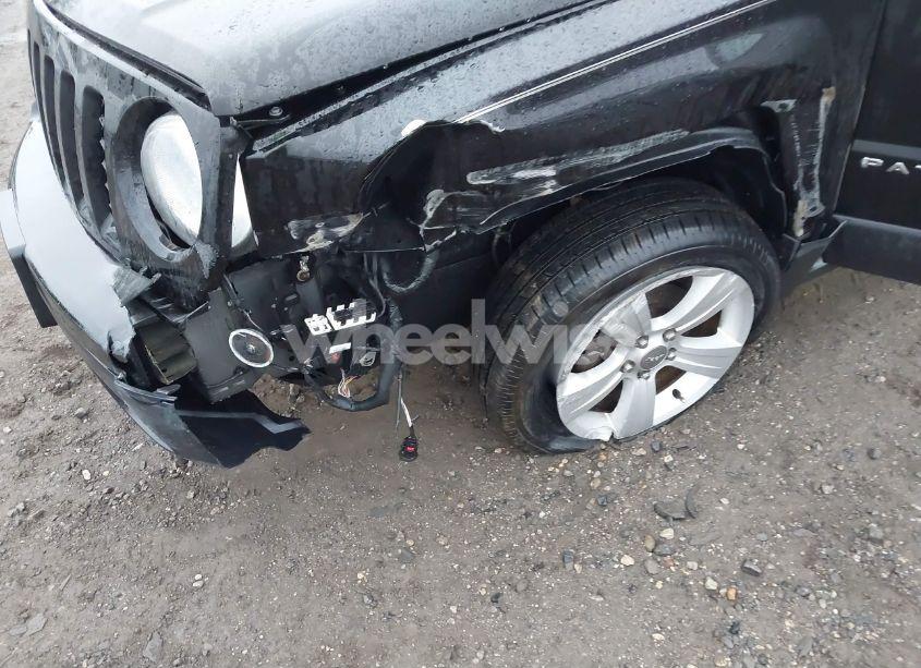 Photo 6 of 2016 Jeep Patriot LATITUDE (VIN 1C4NJRFB2GD776262)