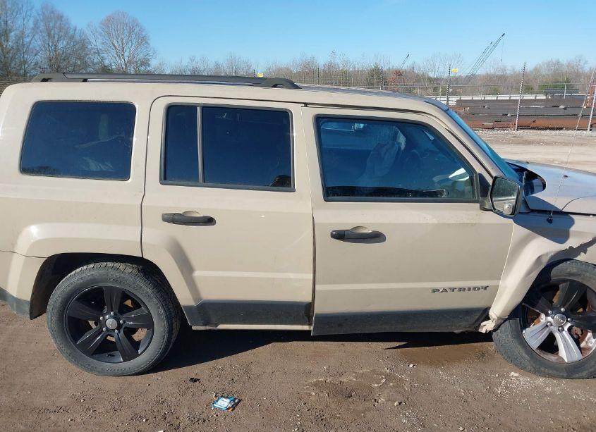 Photo 13 of 2017 Jeep Patriot LATITUDE 4X4 (VIN 1C4NJRFB2HD159221)