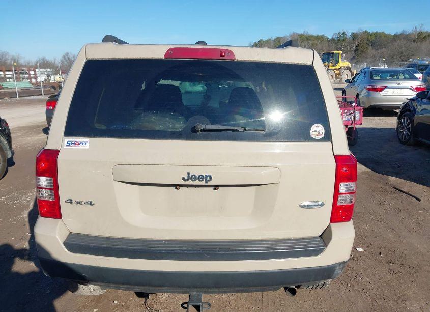 Photo 16 of 2017 Jeep Patriot LATITUDE 4X4 (VIN 1C4NJRFB2HD159221)