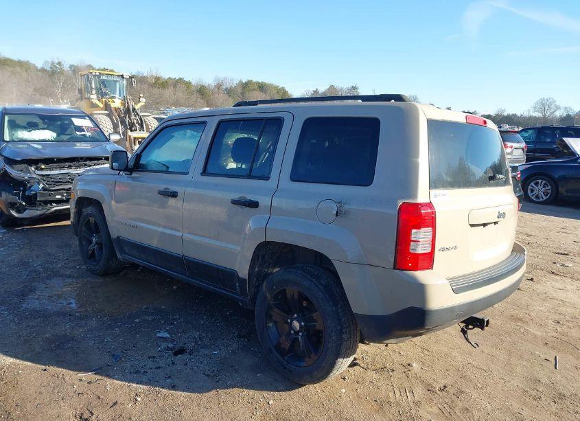 Photo 3 of 2017 Jeep Patriot LATITUDE 4X4 (VIN 1C4NJRFB2HD159221)