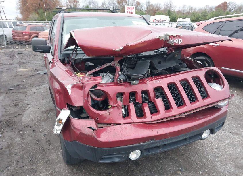 2017 Jeep Patriot LATITUDE 4X4 (VIN 1C4NJRFB2HD159431) main photo