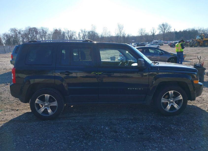 Photo 10 of 2017 Jeep Patriot HIGH ALTITUDE 4X4 (VIN 1C4NJRFB2HD165035)