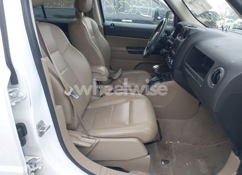 Photo 5 of 2017 Jeep Patriot HIGH ALTITUDE 4X4 (VIN 1C4NJRFB2HD205517)