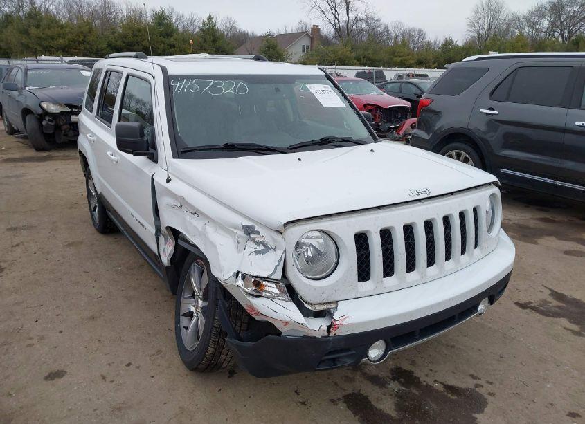 2017 Jeep Patriot HIGH ALTITUDE 4X4 (VIN 1C4NJRFB2HD206330) main photo