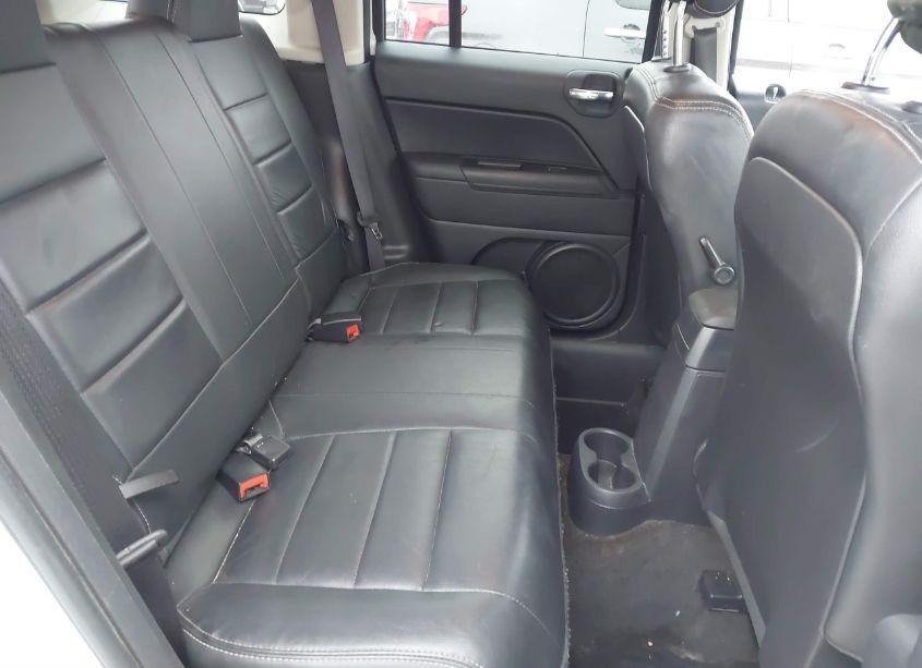 Photo 8 of 2017 Jeep Patriot HIGH ALTITUDE 4X4 (VIN 1C4NJRFB2HD206330)