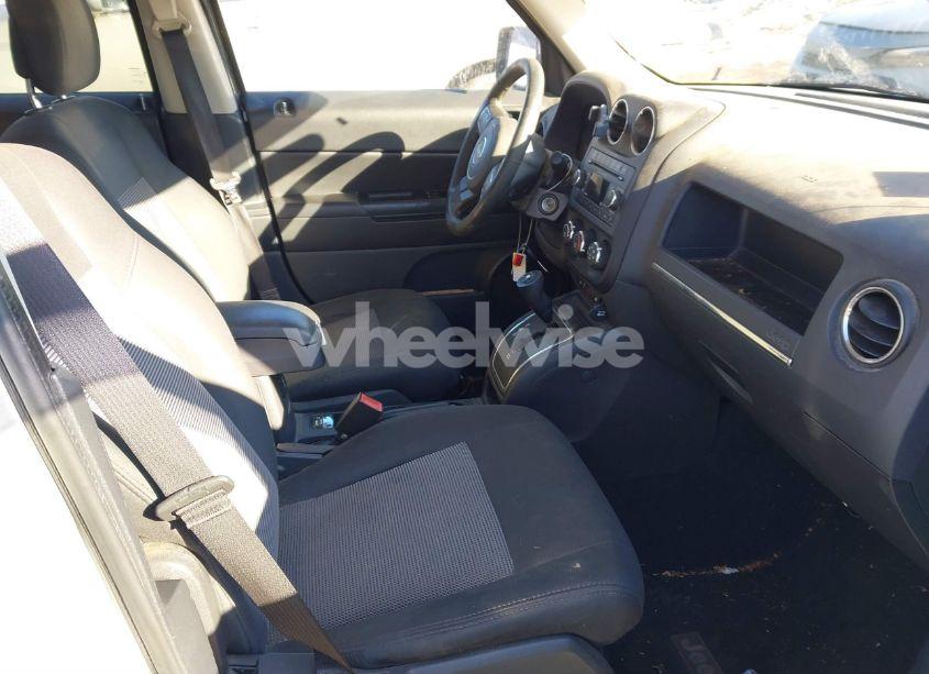 Photo 5 of 2012 Jeep Patriot LATITUDE (VIN 1C4NJRFB3CD570099)