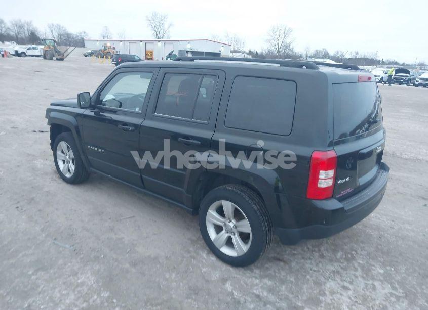 Photo 3 of 2013 Jeep Patriot LATITUDE (VIN 1C4NJRFB3DD174188)