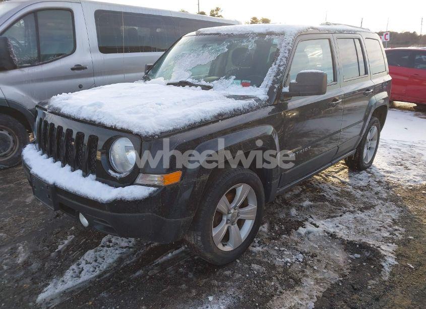 Photo 2 of 2013 Jeep Patriot LATITUDE (VIN 1C4NJRFB3DD180718)