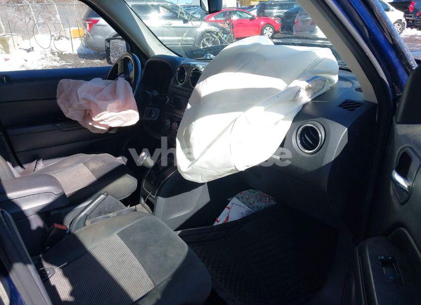 Photo 5 of 2013 Jeep Patriot LATITUDE (VIN 1C4NJRFB3DD279636)