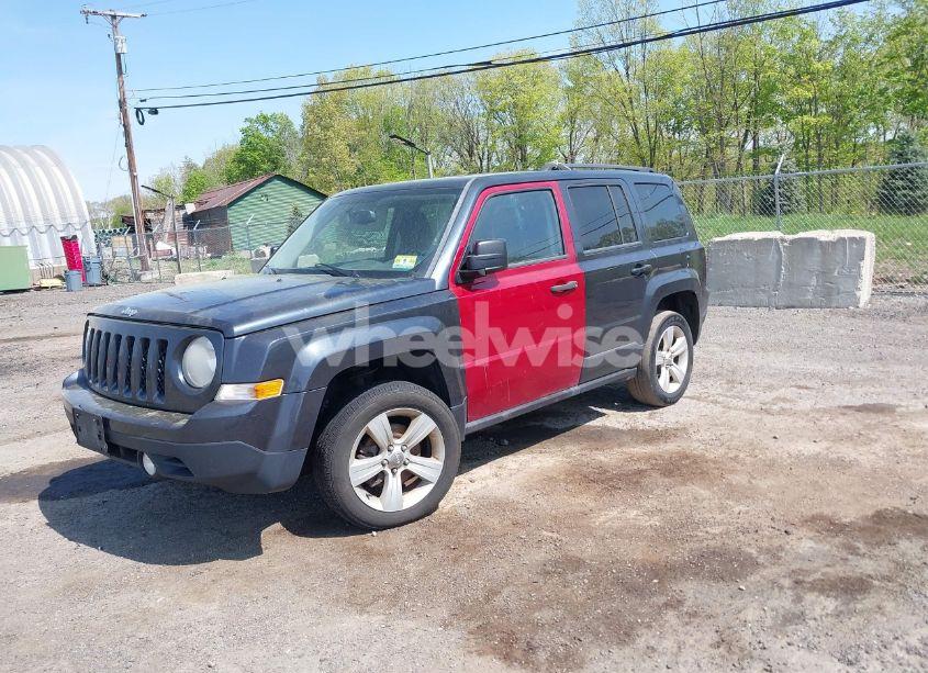 Photo 2 of 2014 Jeep Patriot LATITUDE (VIN 1C4NJRFB3ED803417)
