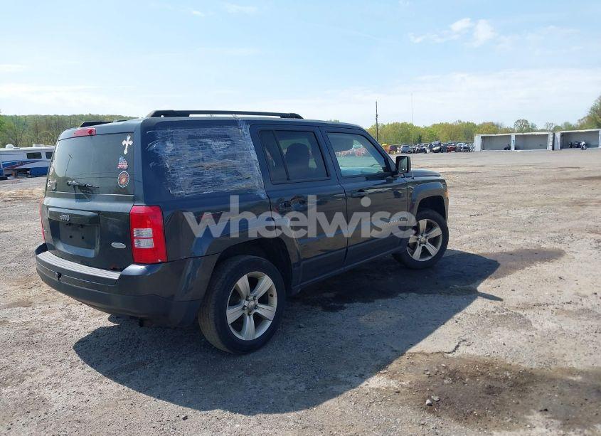 Photo 4 of 2014 Jeep Patriot LATITUDE (VIN 1C4NJRFB3ED803417)