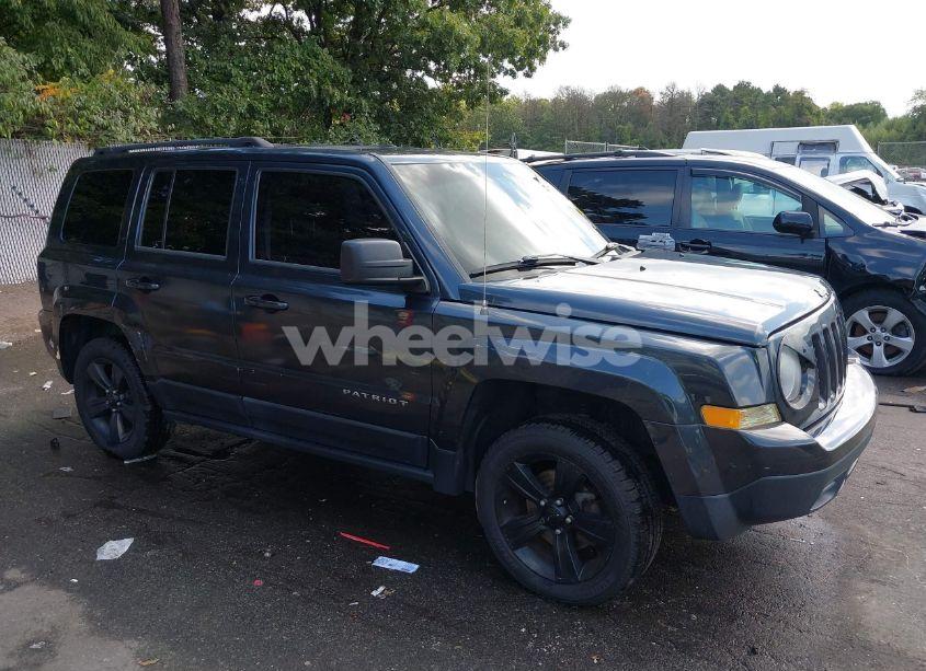 2014 Jeep Patriot LATITUDE (VIN 1C4NJRFB3ED821108) main photo