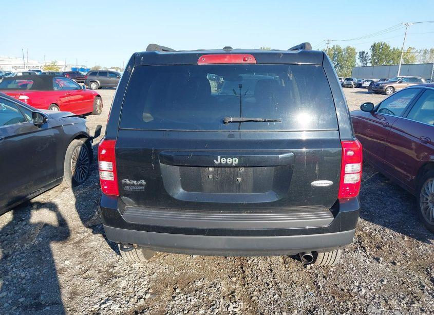 Photo 16 of 2015 Jeep Patriot LATITUDE (VIN 1C4NJRFB3FD239883)
