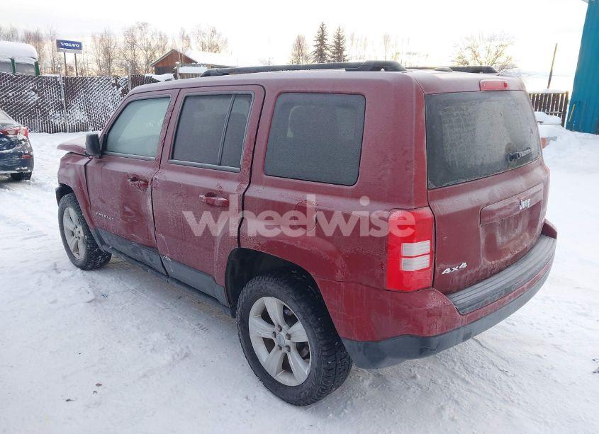 Photo 3 of 2016 Jeep Patriot LATITUDE (VIN 1C4NJRFB3GD639444)
