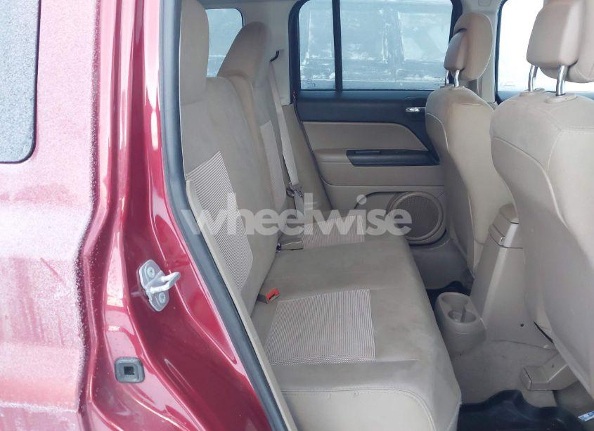 Photo 8 of 2016 Jeep Patriot LATITUDE (VIN 1C4NJRFB3GD639444)