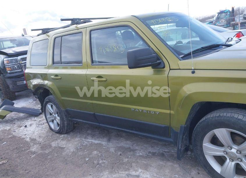 Photo 14 of 2012 Jeep Patriot LATITUDE (VIN 1C4NJRFB4CD555076)