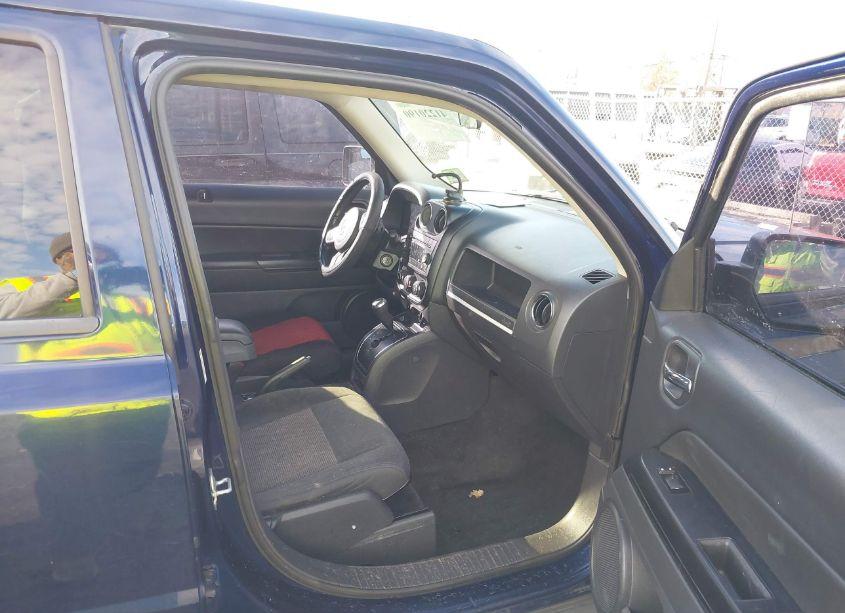Photo 5 of 2012 Jeep Patriot LATITUDE (VIN 1C4NJRFB4CD659373)