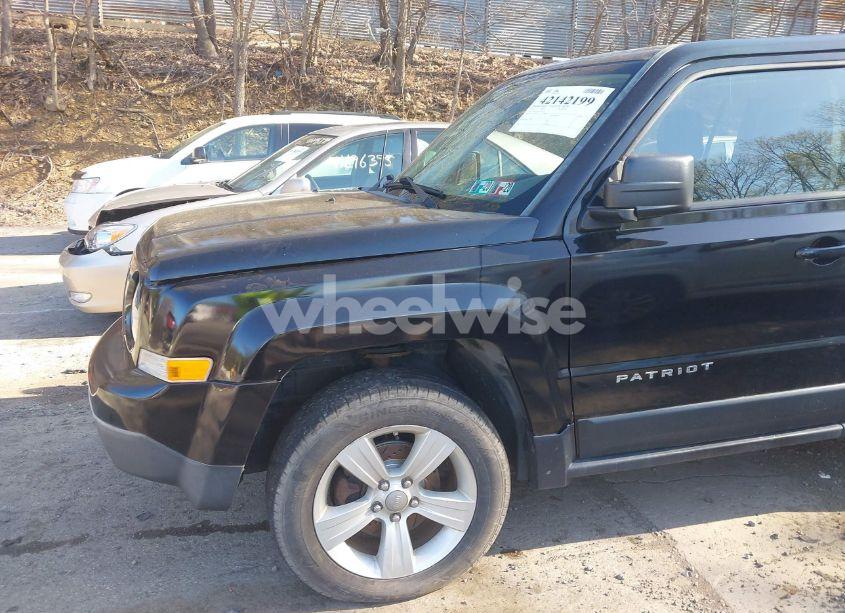 Photo 12 of 2012 Jeep Patriot LATITUDE (VIN 1C4NJRFB4CD686038)
