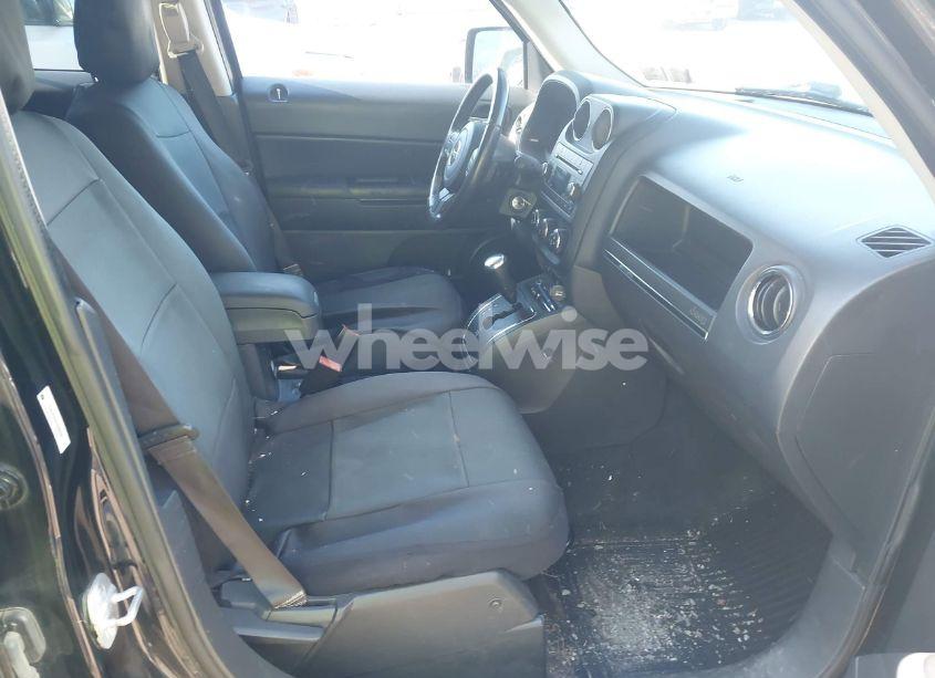 Photo 5 of 2012 Jeep Patriot LATITUDE (VIN 1C4NJRFB4CD686038)