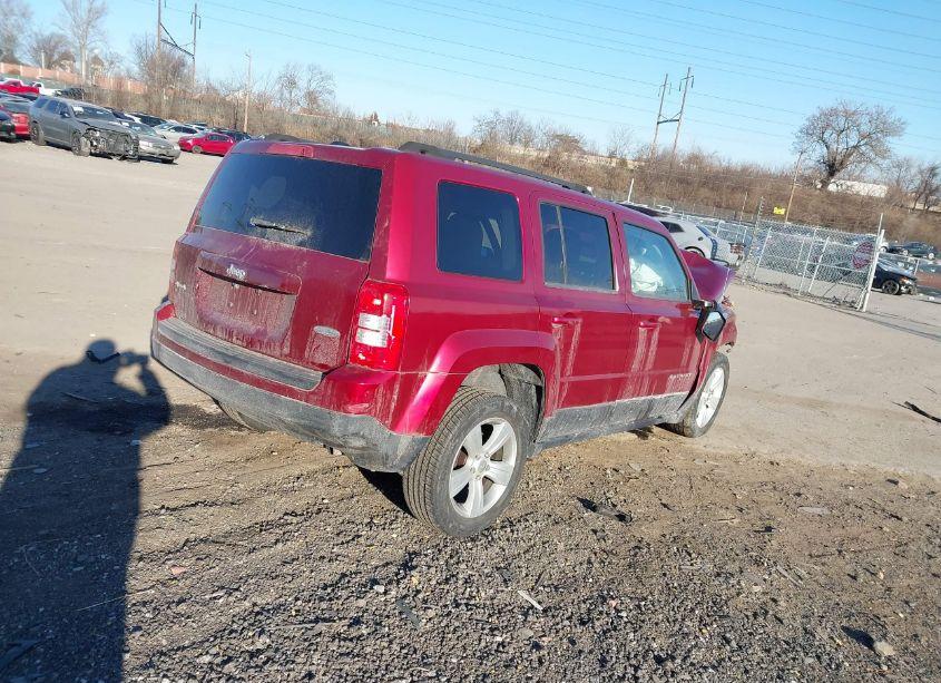 Photo 4 of 2013 Jeep Patriot (VIN 1C4NJRFB4DD234592)