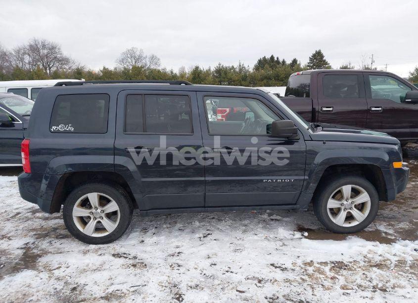 Photo 13 of 2014 Jeep Patriot LATITUDE (VIN 1C4NJRFB4ED616395)